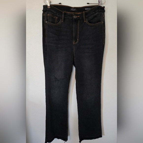 Judy Blue Slim Bootcut Jeans 13/31 - Picture 1 of 7